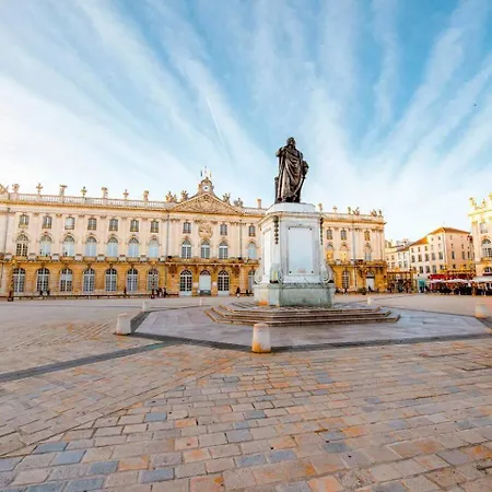 Le 3, Calme & Hyper Centre A 300m Stanislas Apartmán *